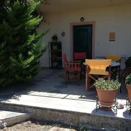 Holiday home Maria Vathirrevma